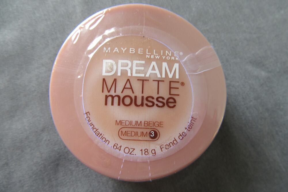 Maybelline Dream Matte Mousse Foundation Medium Beige Medium 3 New Sealed